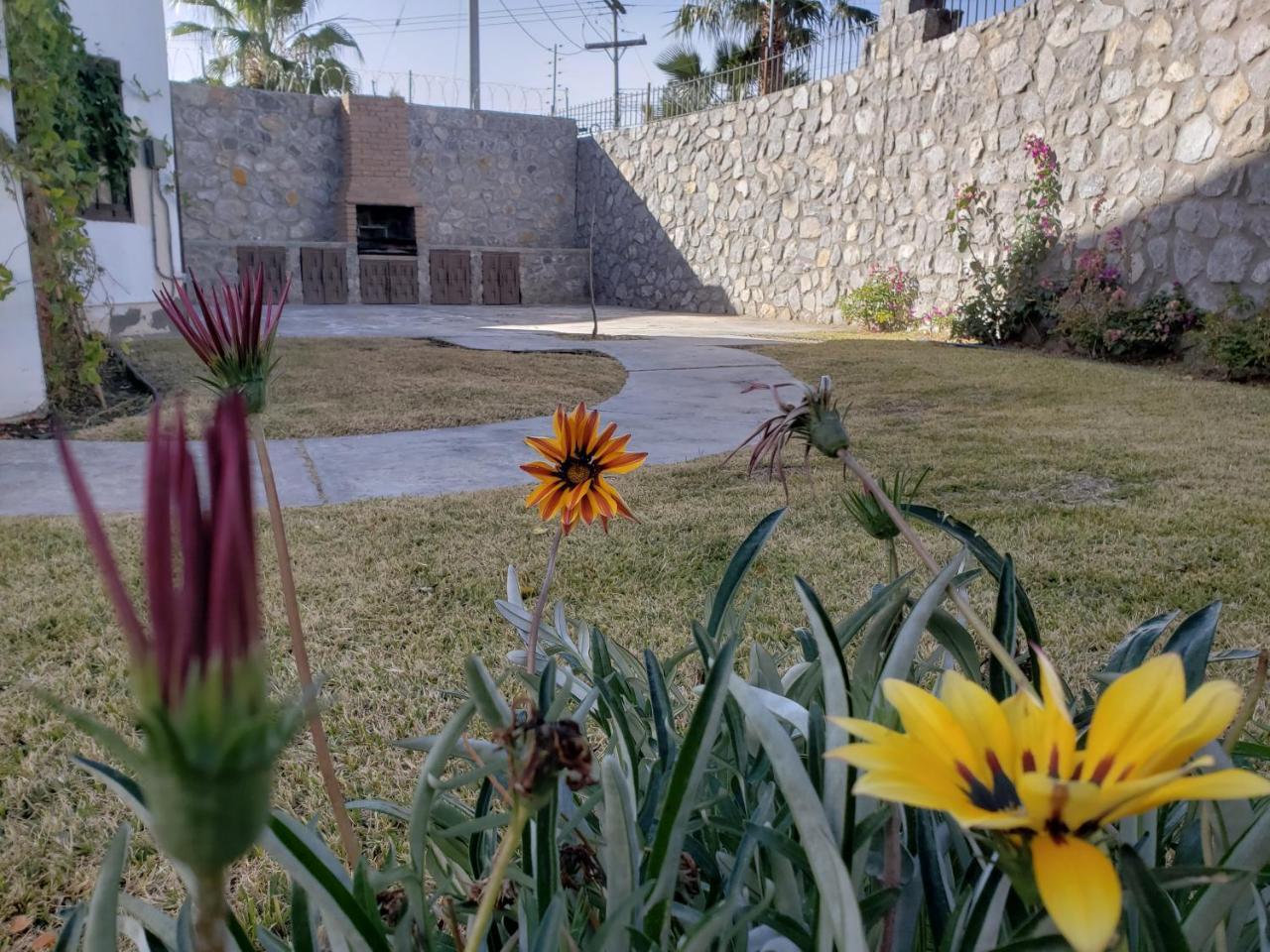 Residencia A 100 Mts Del Consulado Villa Ciudad Juarez Exterior photo